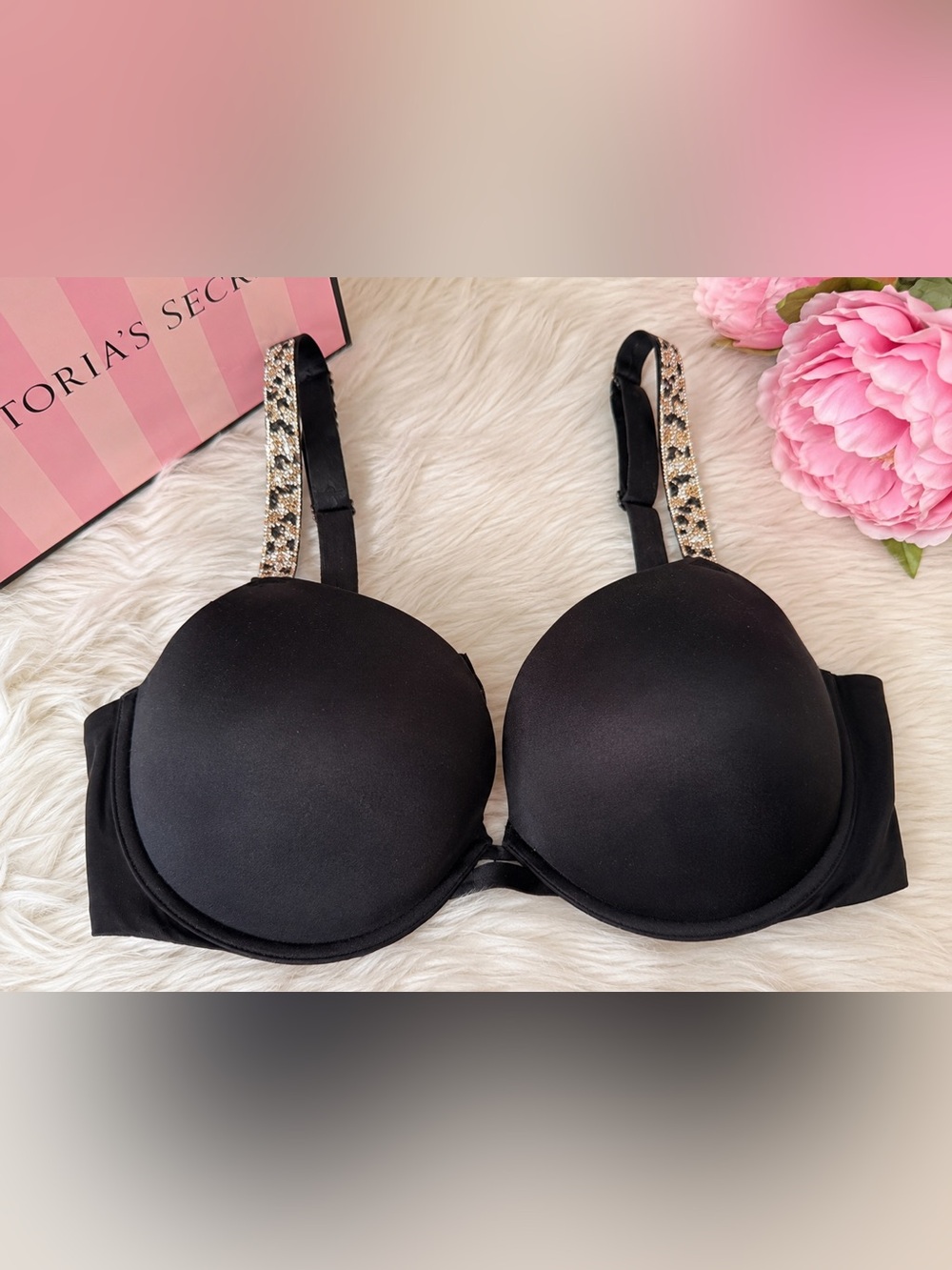 Victorias’s Secret Very Sexy Shine Strap Push-Up Bra In Classic Black - Size 40D